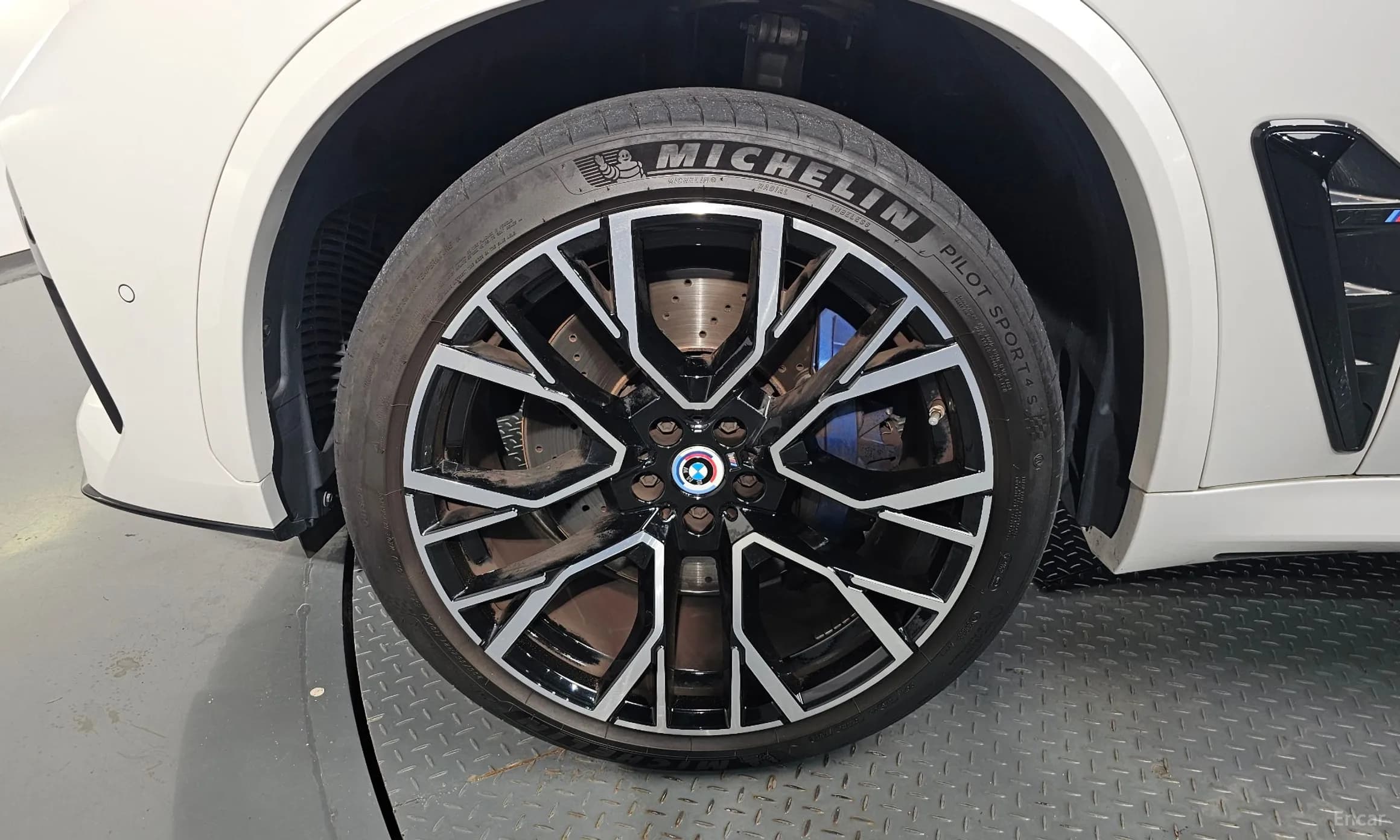 X5M (G05)