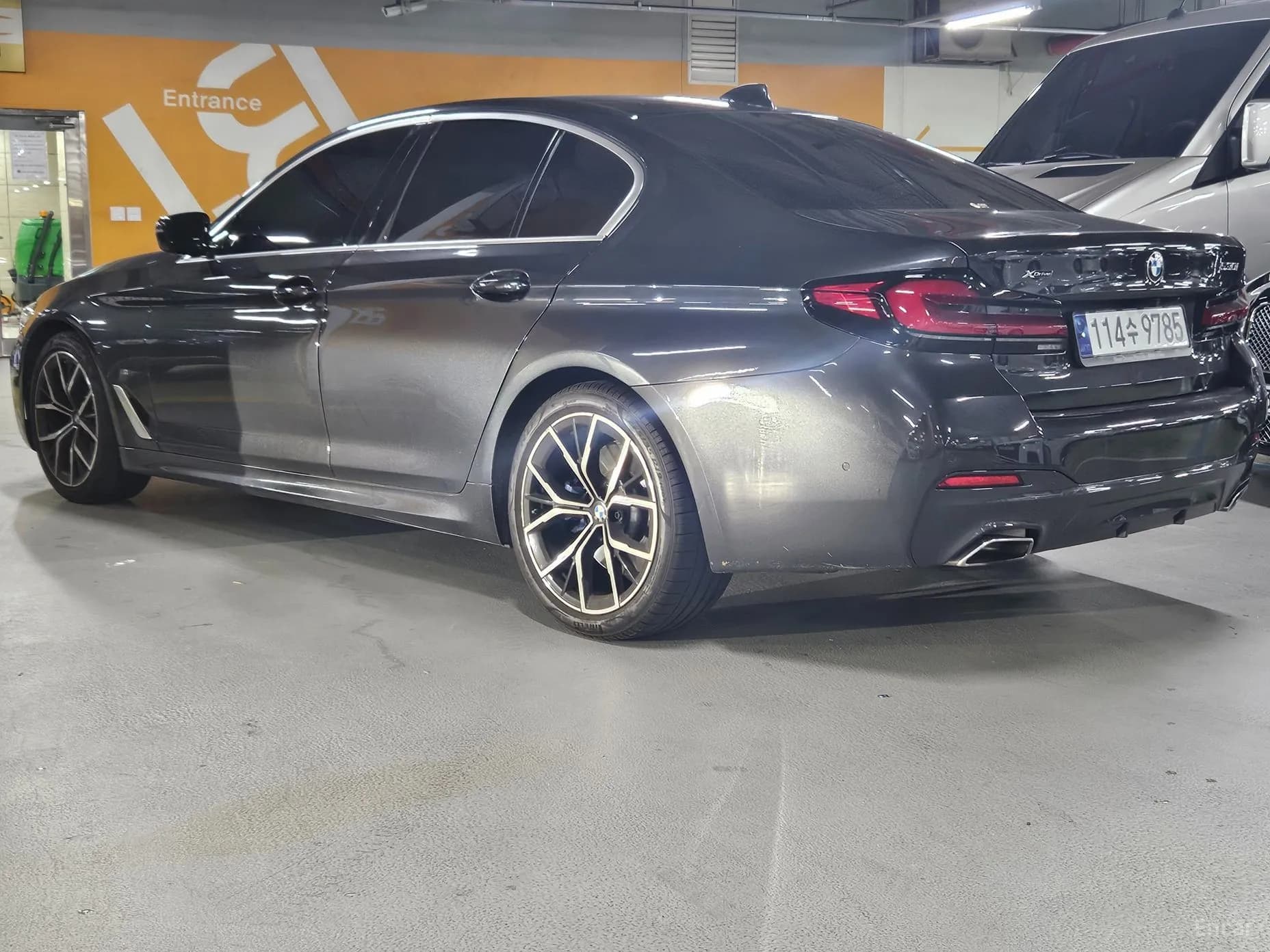 5 Series (G30)