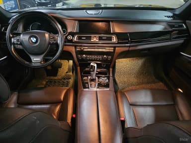 7 Series (F01)