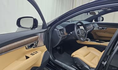 V90 Cross Country