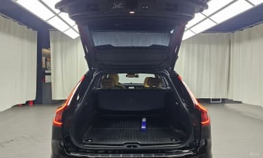 V90 Cross Country