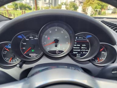 New Cayenne