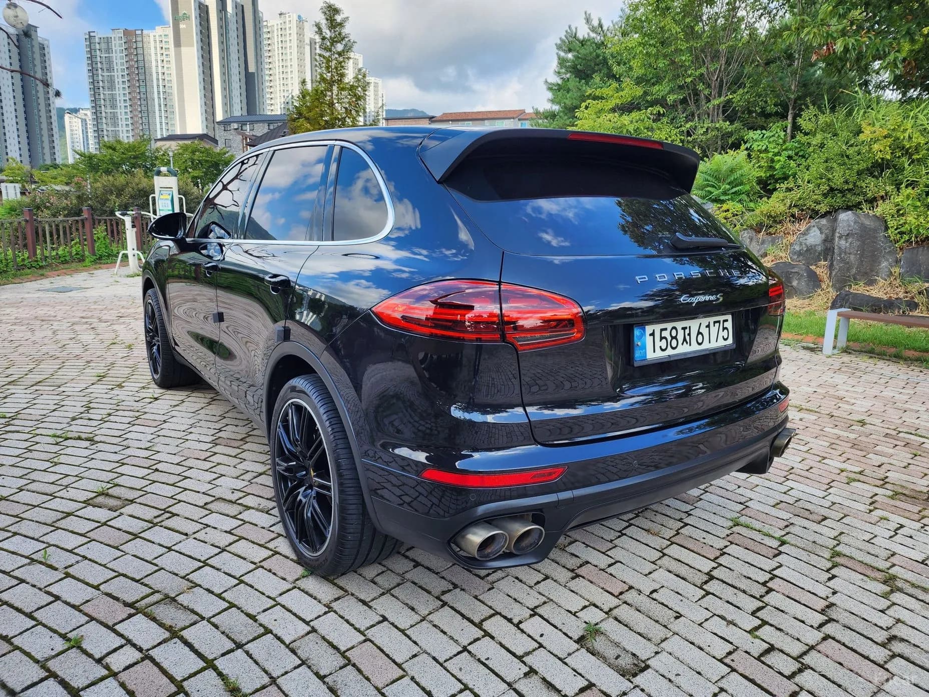 New Cayenne