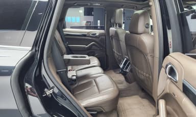 New Cayenne