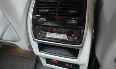 XM (G09)