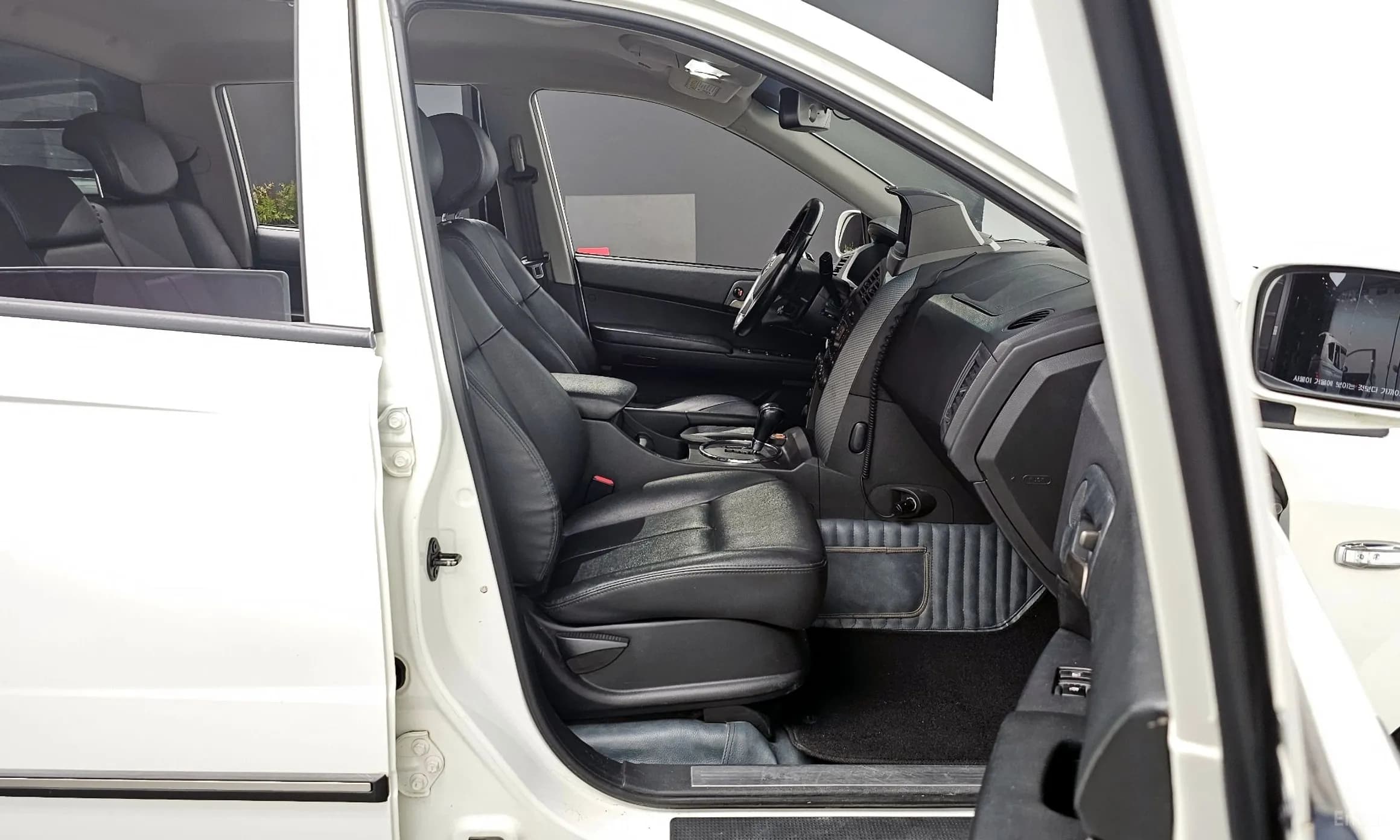 Korando Sports