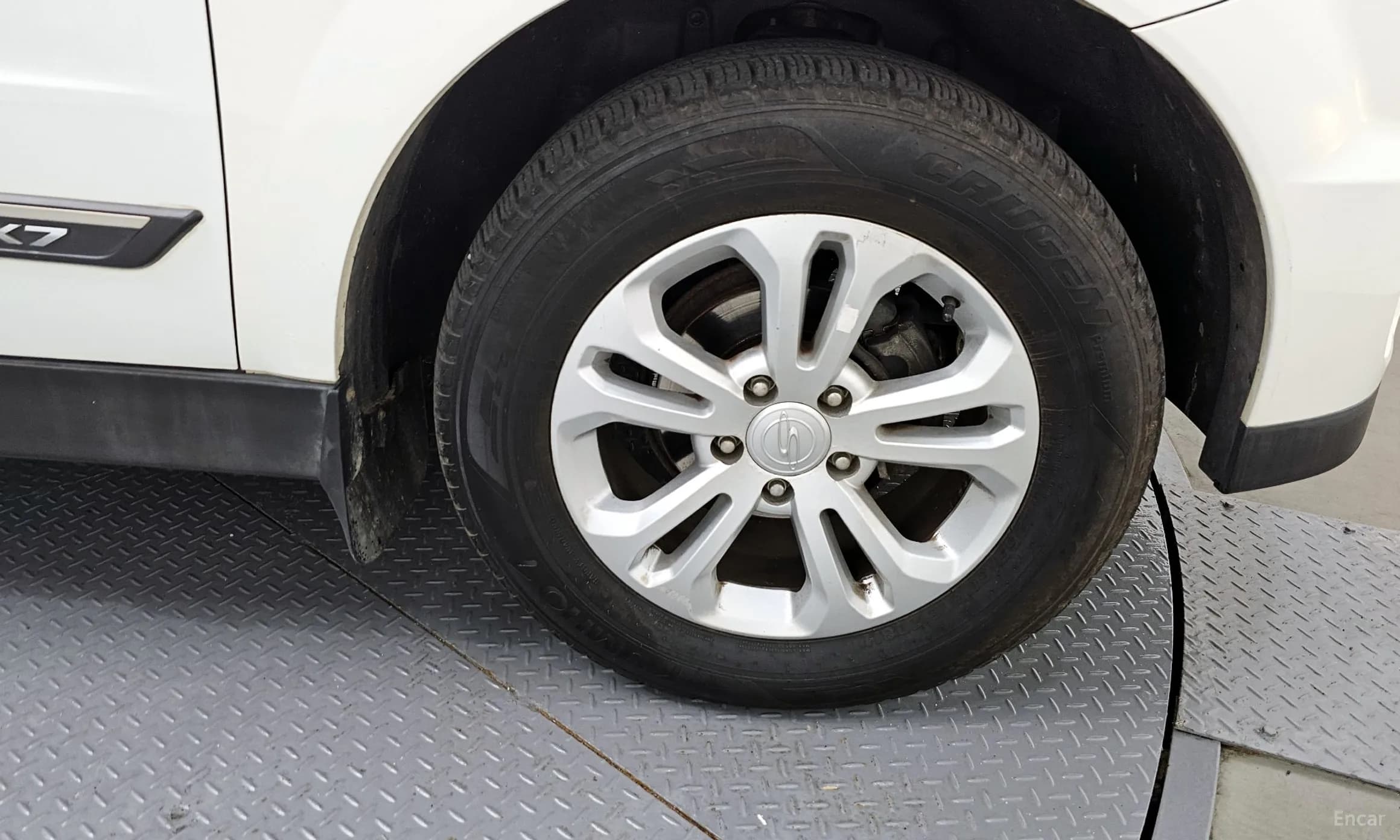 Korando Sports
