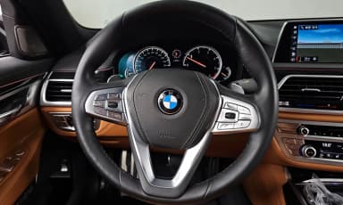 7 Series (G11)