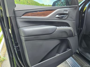 Escalade 5th Generation