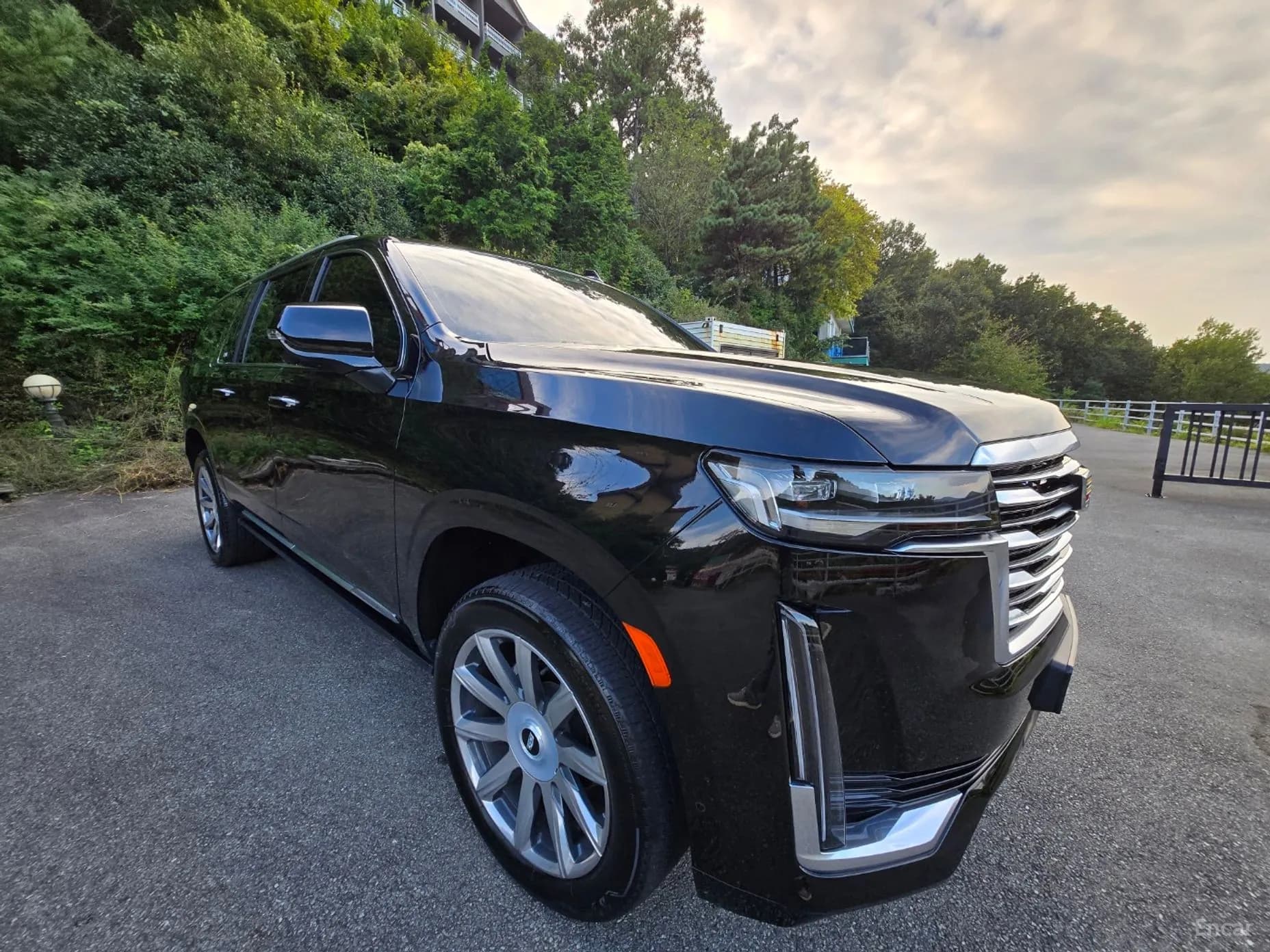 Escalade 5th Generation