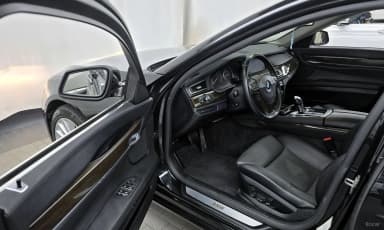 7 Series (F01)