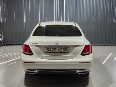 E-Class W213