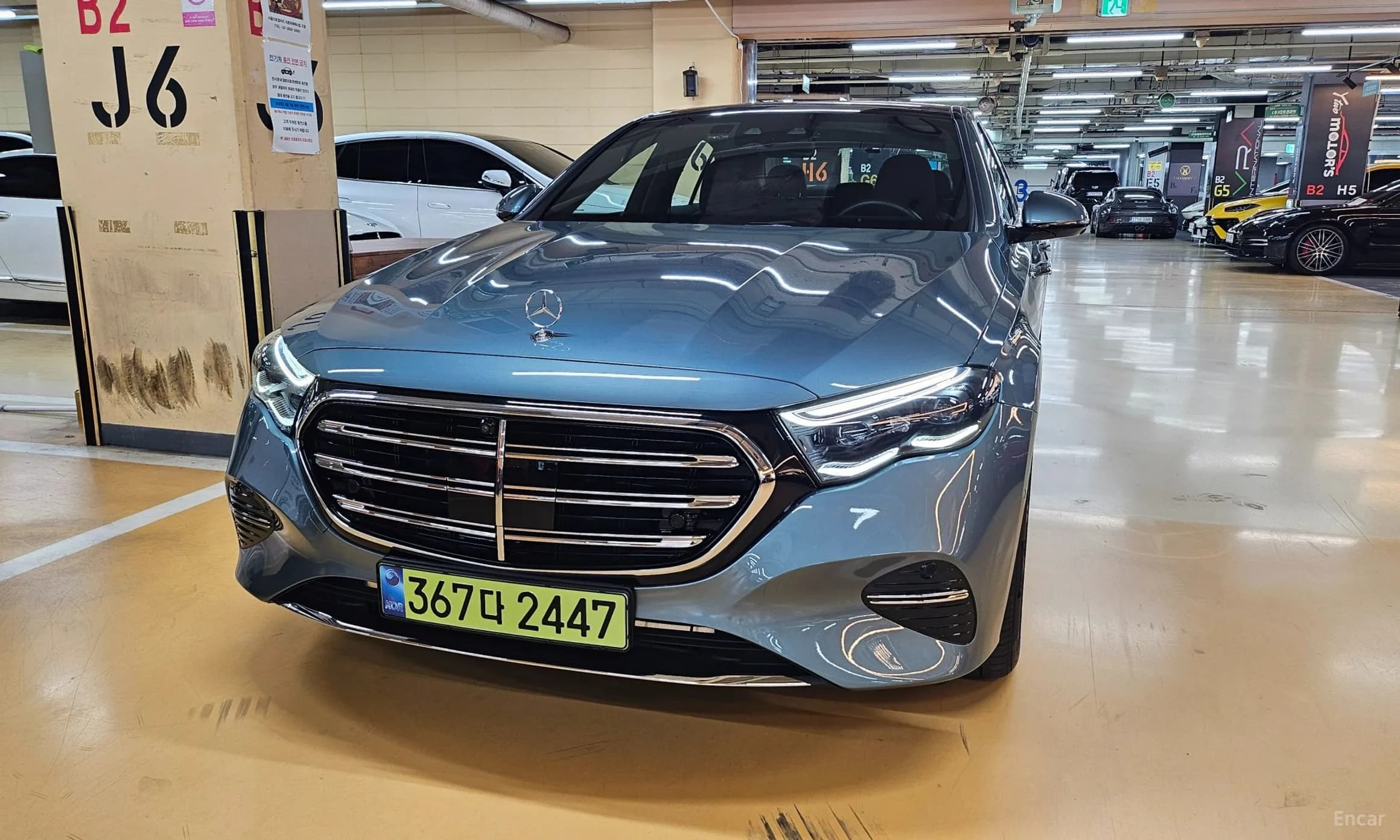 E-Class W214