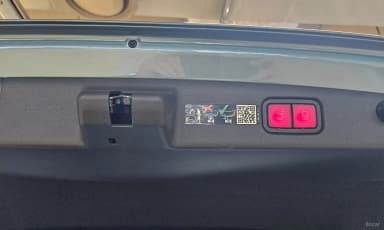 E-Class W214