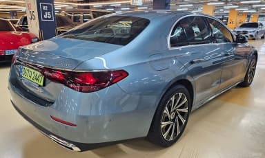 E-Class W214