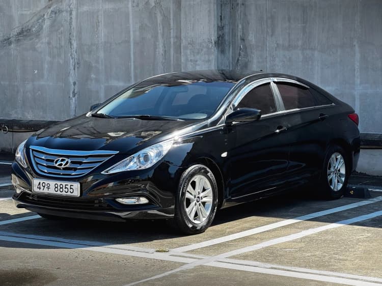 YF Sonata