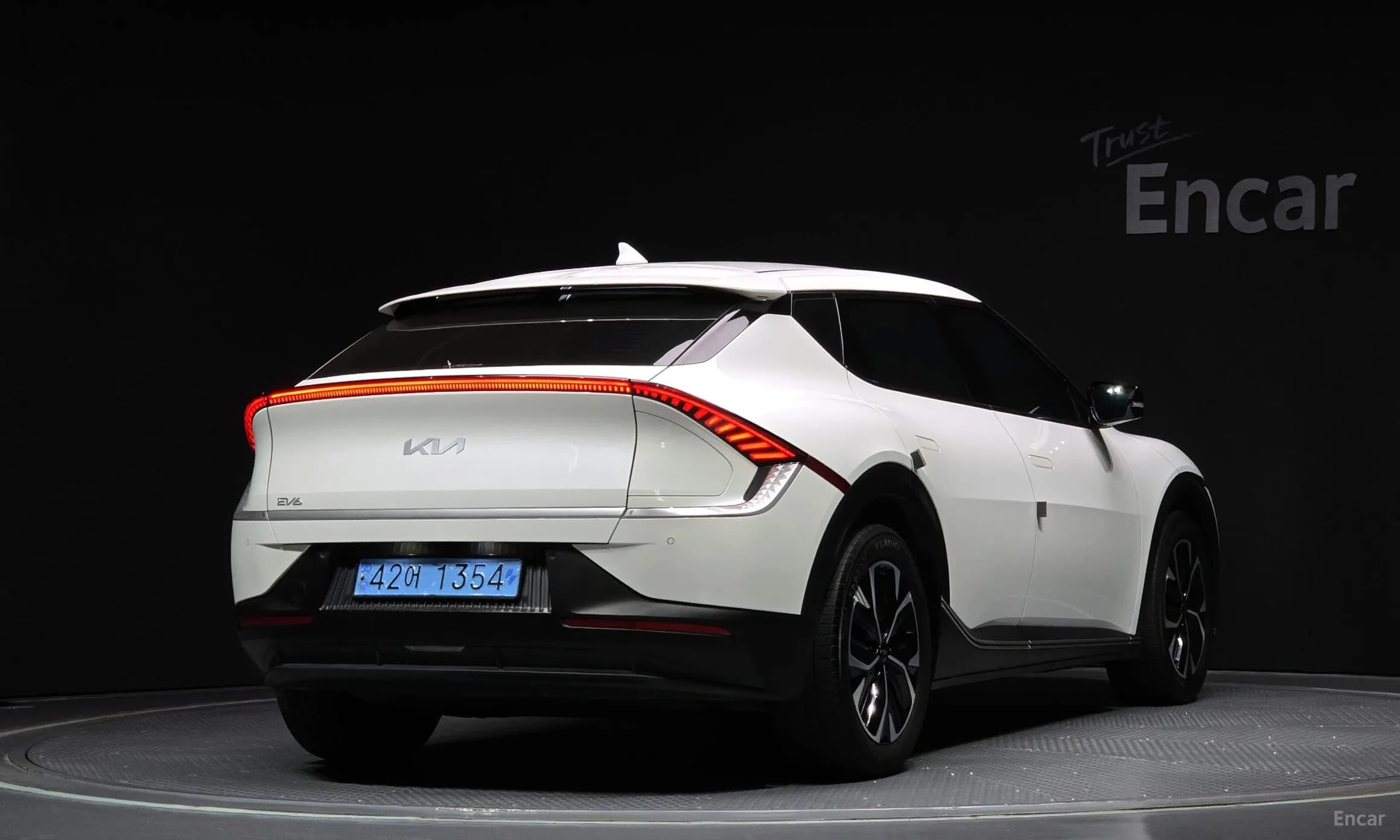 EV6