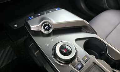 EV6