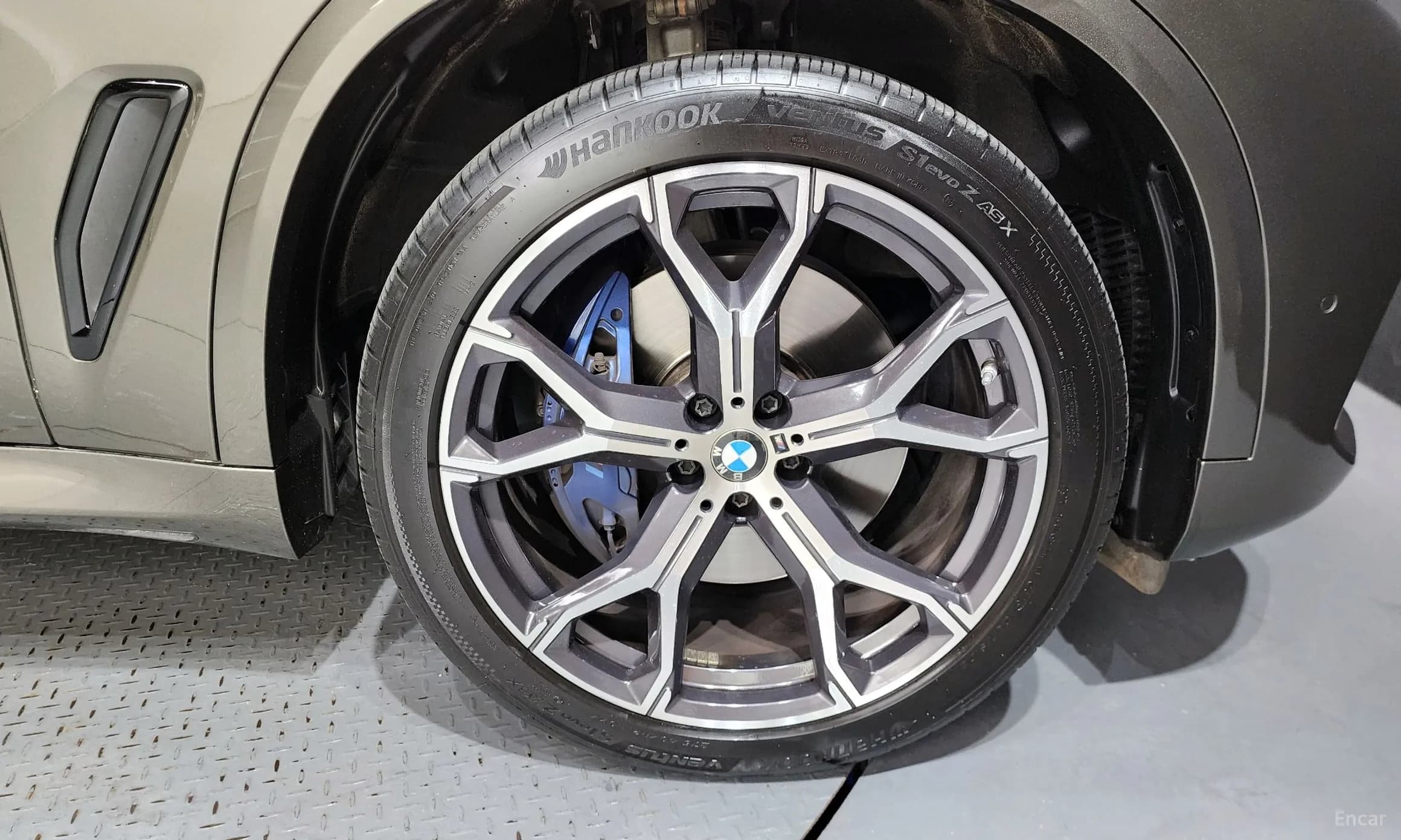 X5 (G05)