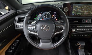 ES300h 7th Generation