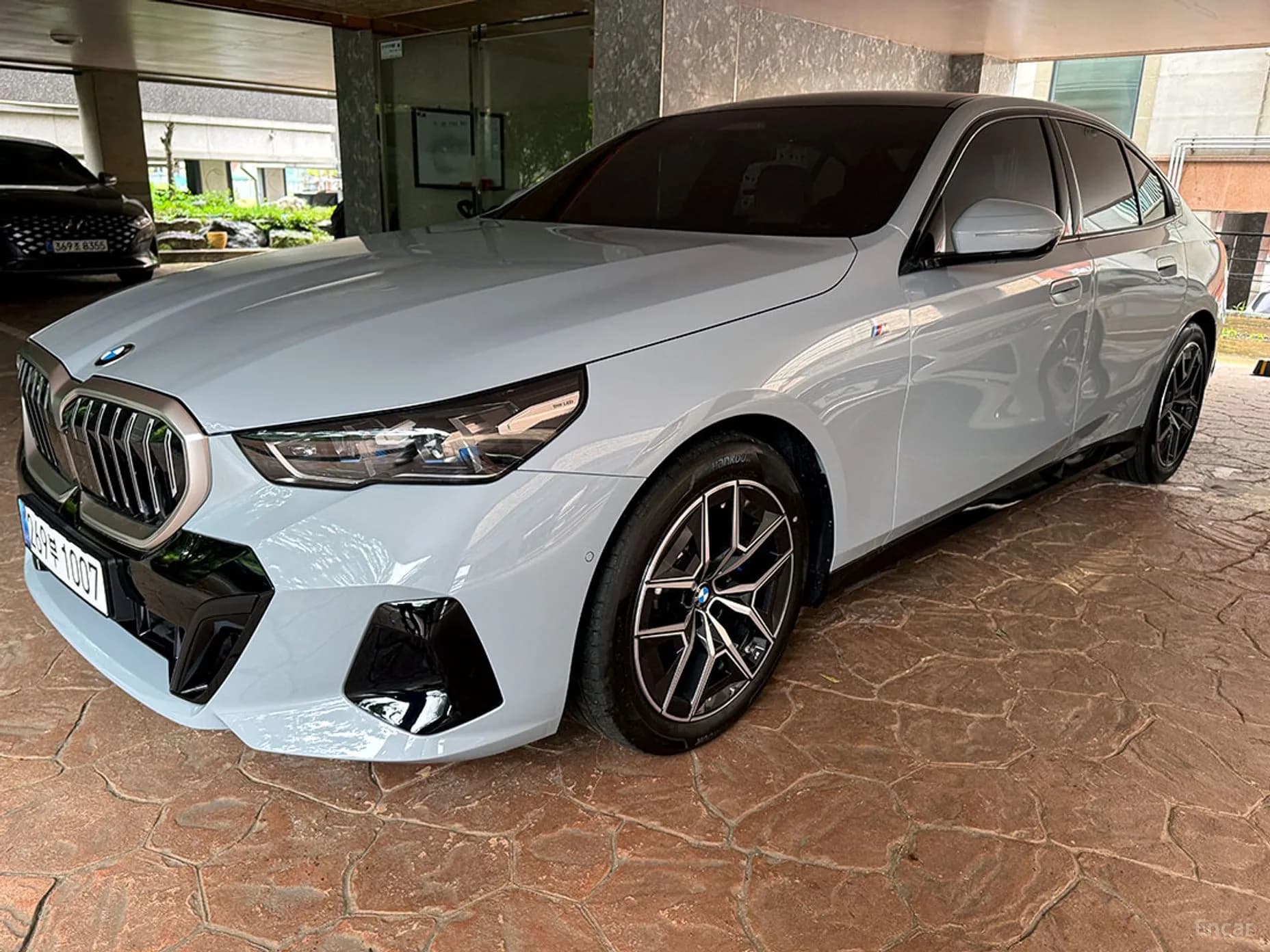 5 Series (G60)