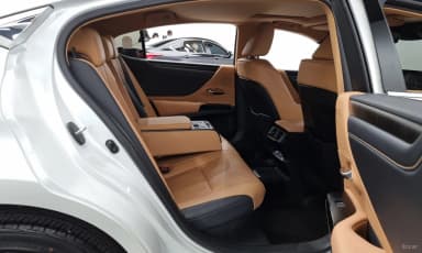 ES300h 7th Generation