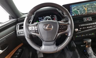 ES300h 7th Generation