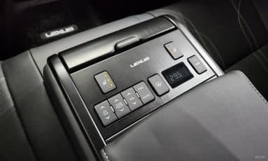 ES300h 7th Generation