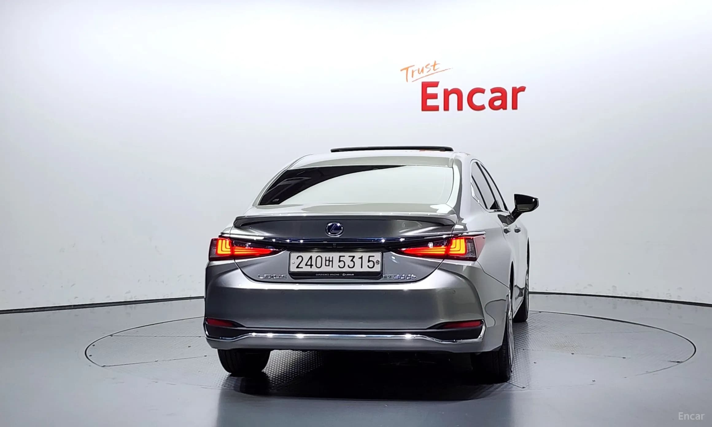 ES300h 7th Generation