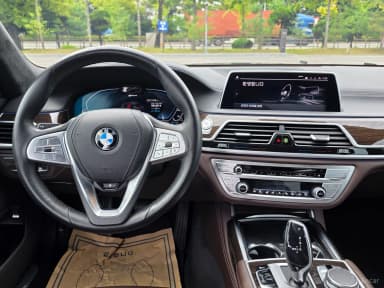 7 Series (G11)