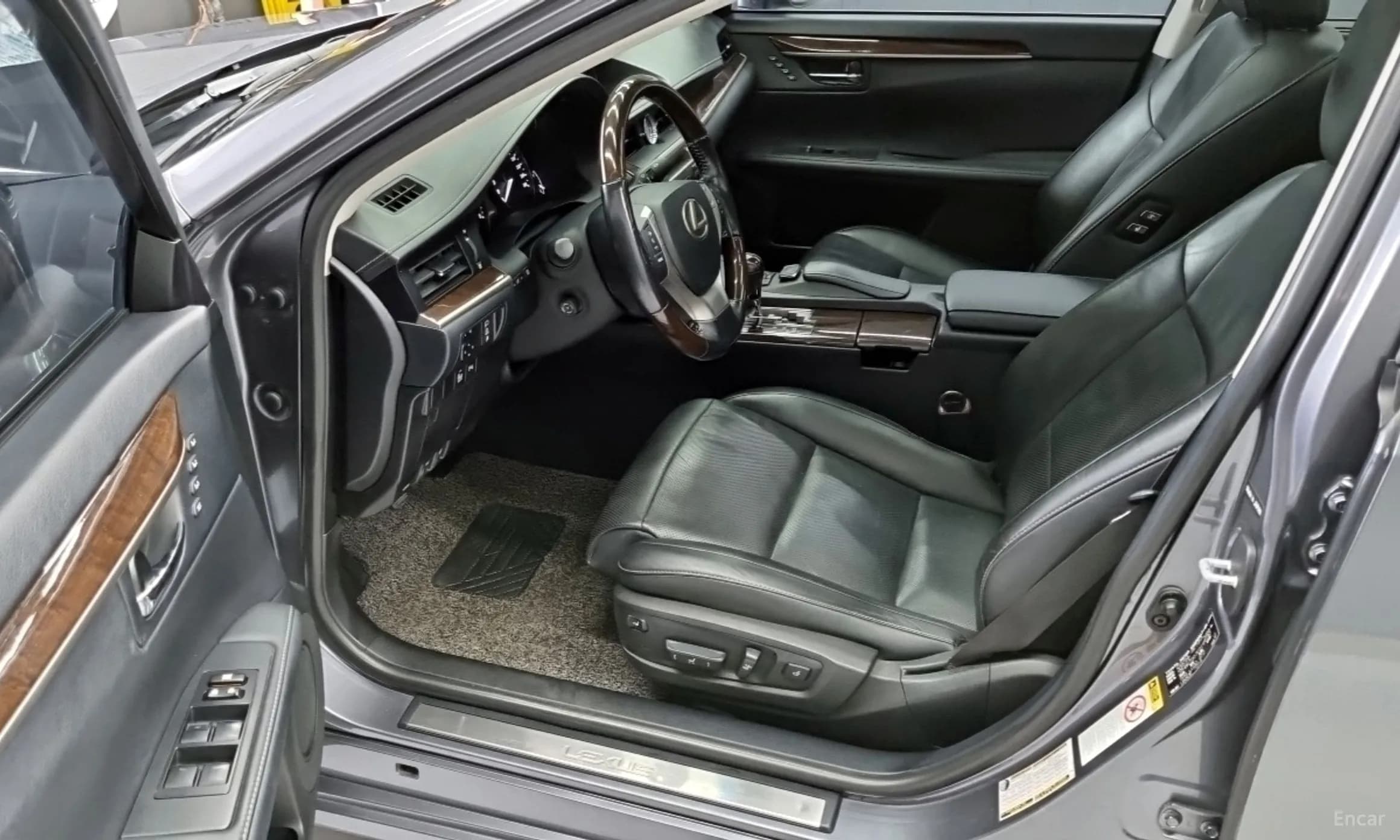 New ES350