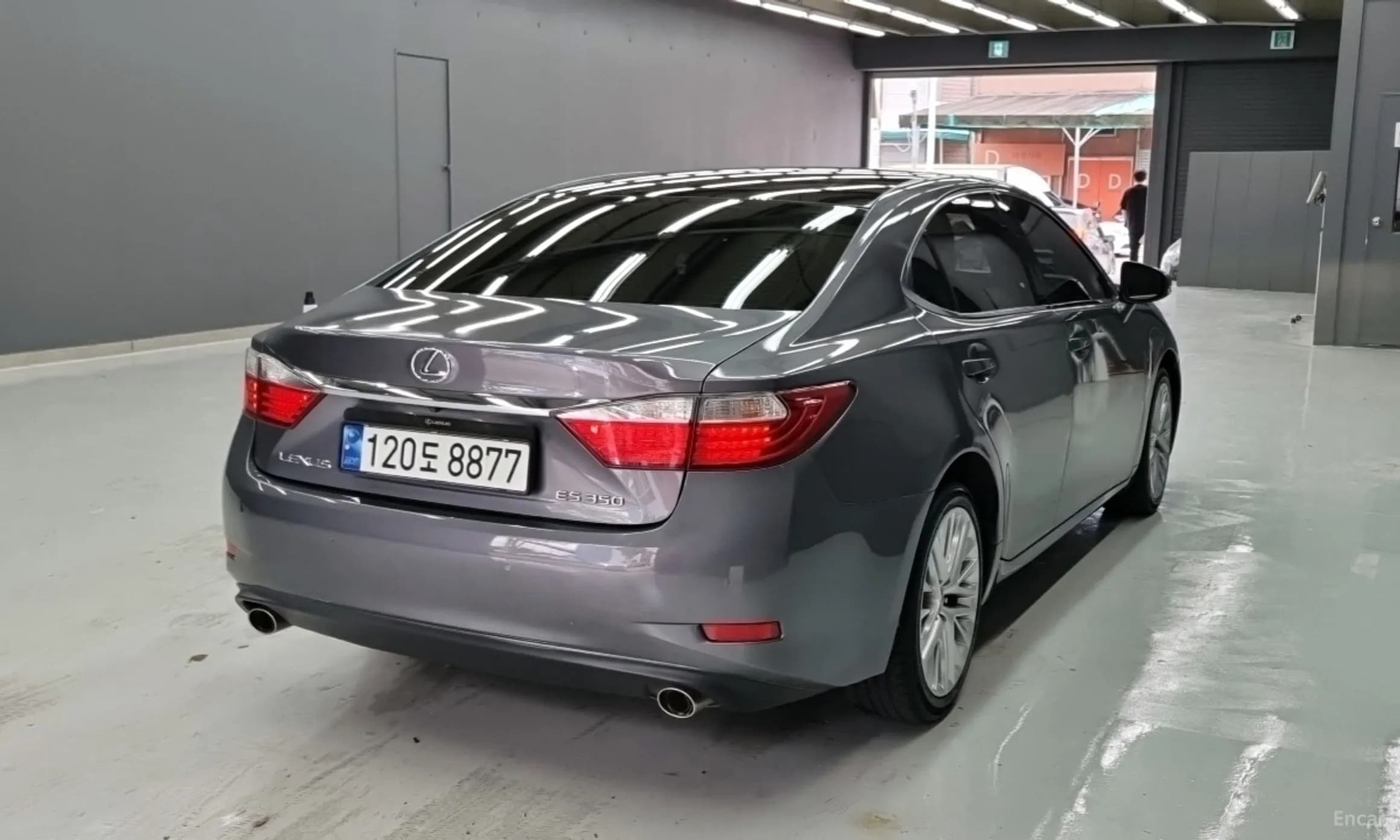 New ES350