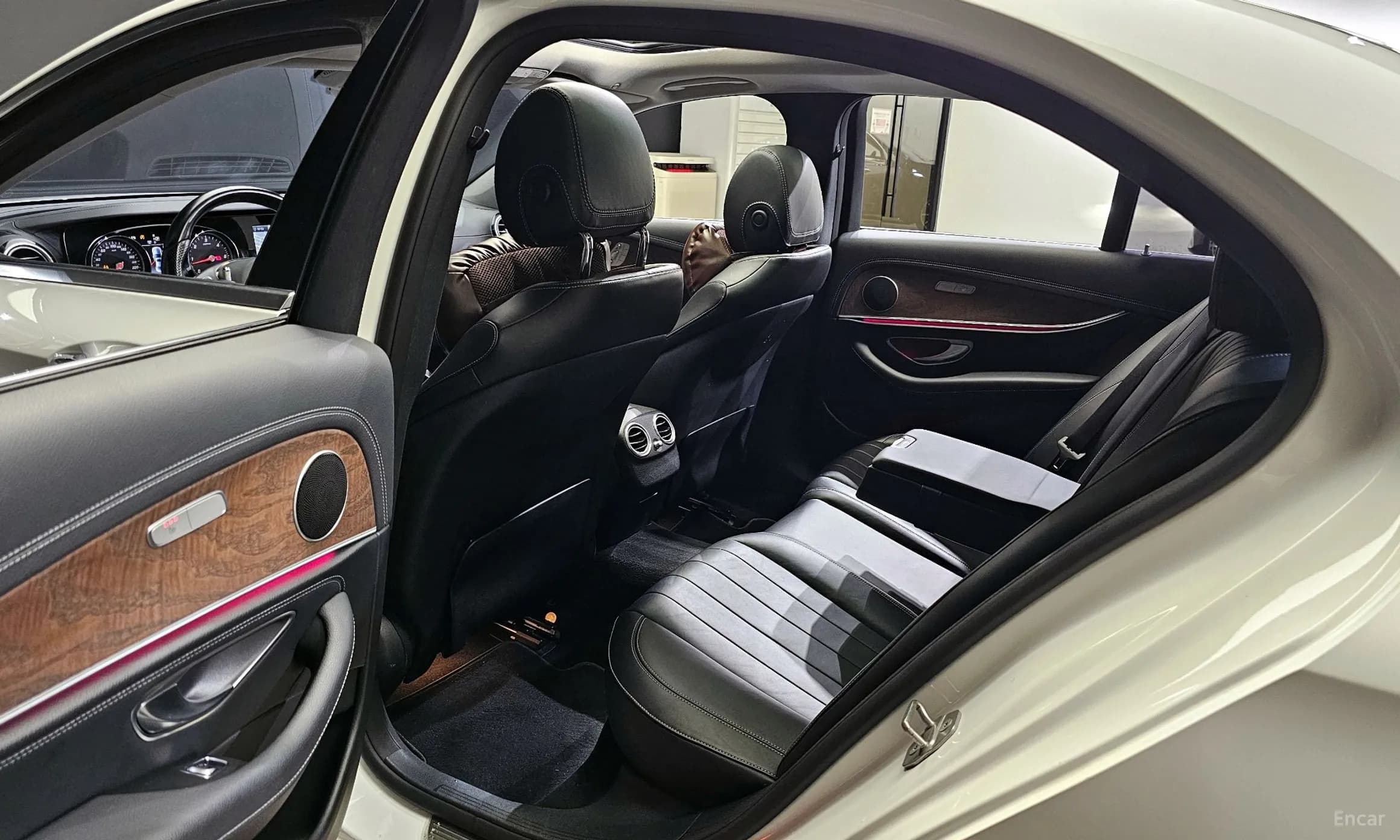 E-Class W213