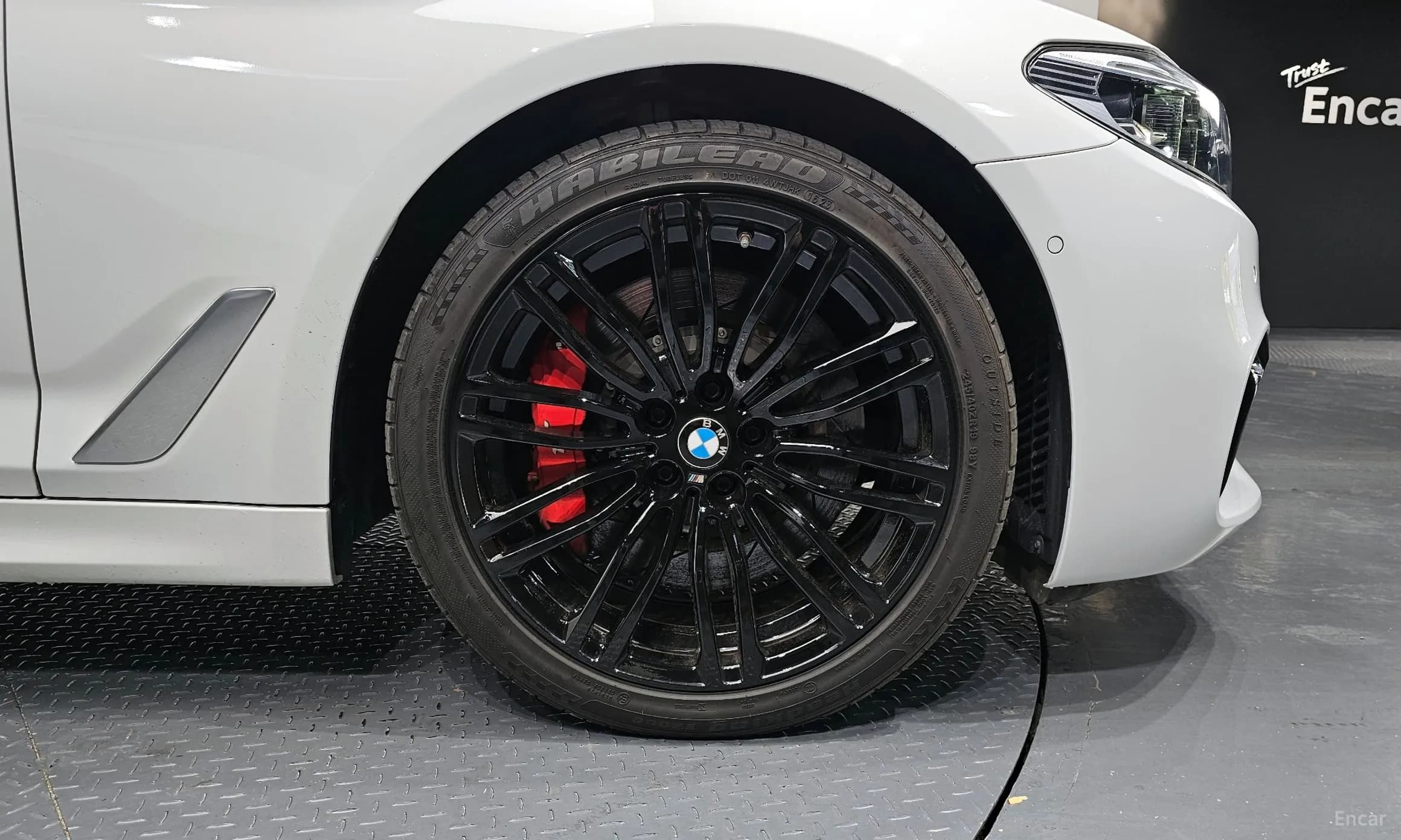 5 Series (G30)