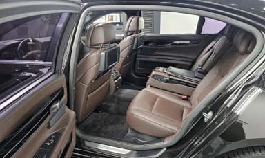 7 Series (F01)