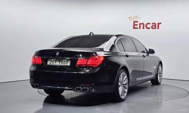 7 Series (F01)
