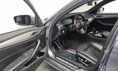 5 Series (G30)