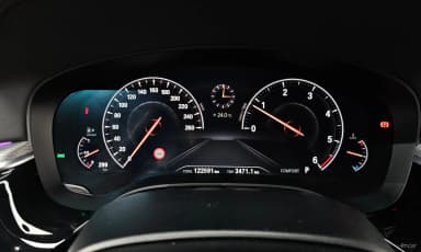 5 Series (G30)