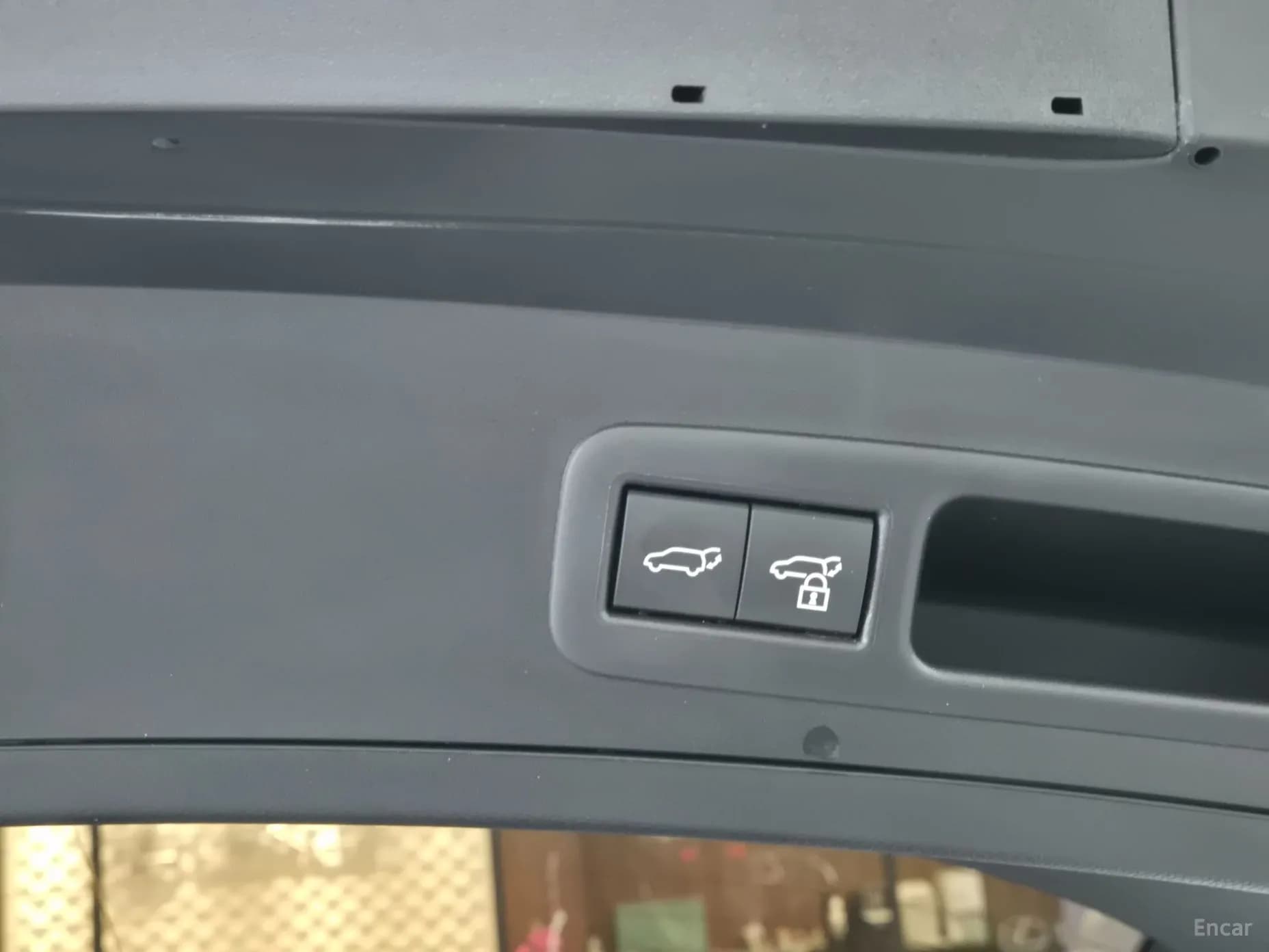 UX300h