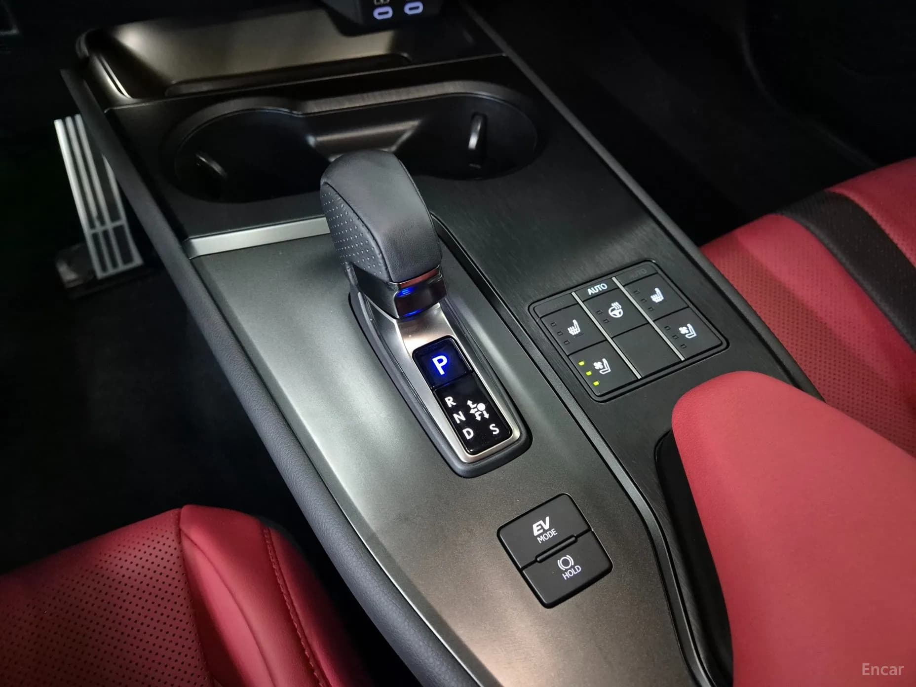 UX300h