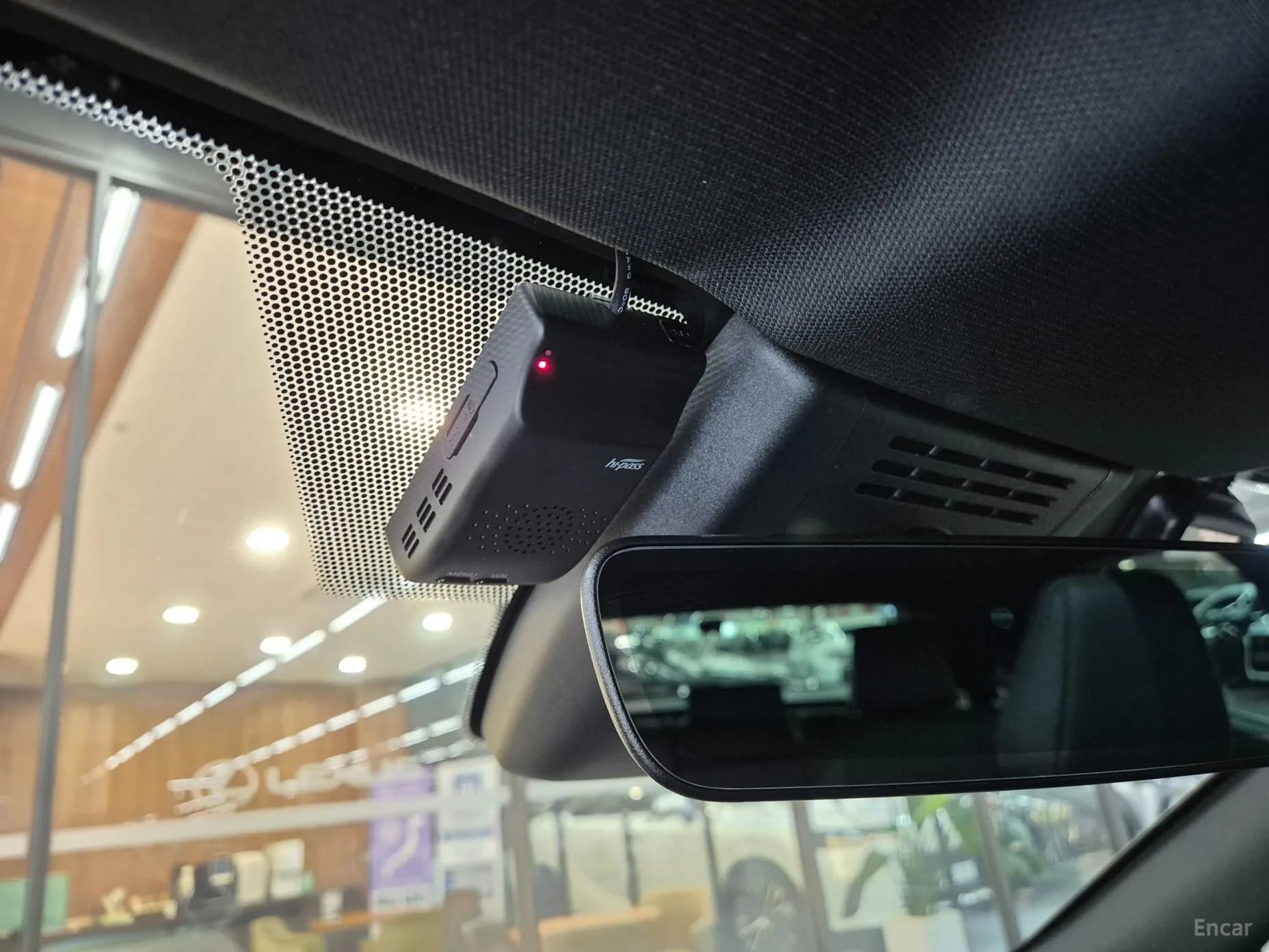UX300h