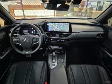 UX300h
