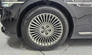 G90