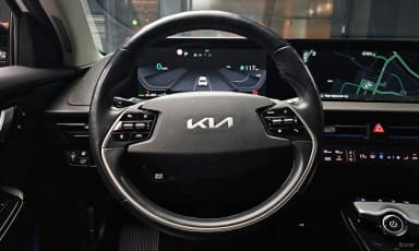 EV6