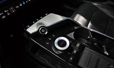 EV6