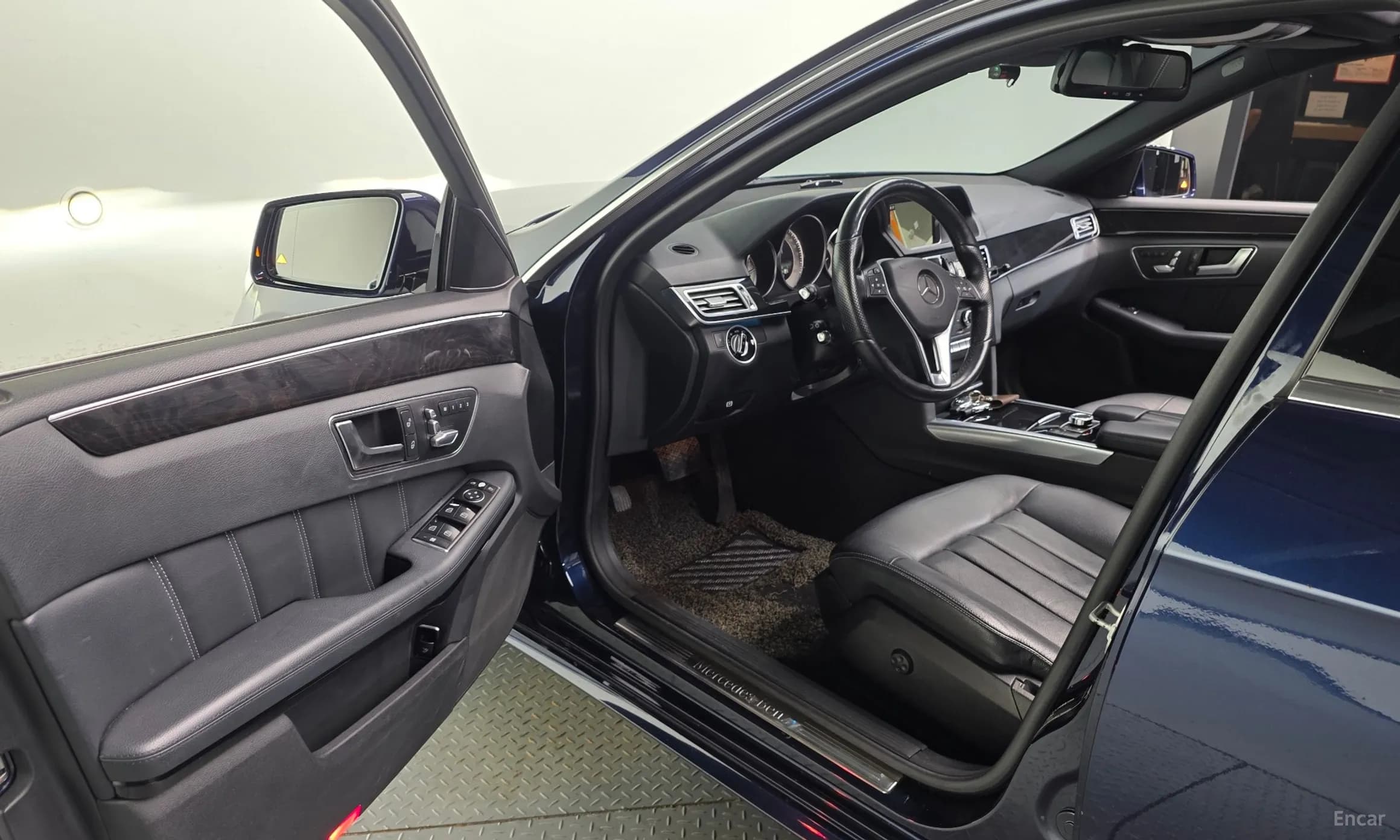 E-Class W212