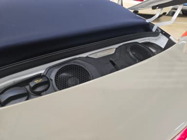 911 (992)