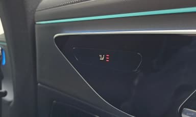 E-Class W214