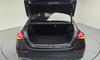 E-Class W214