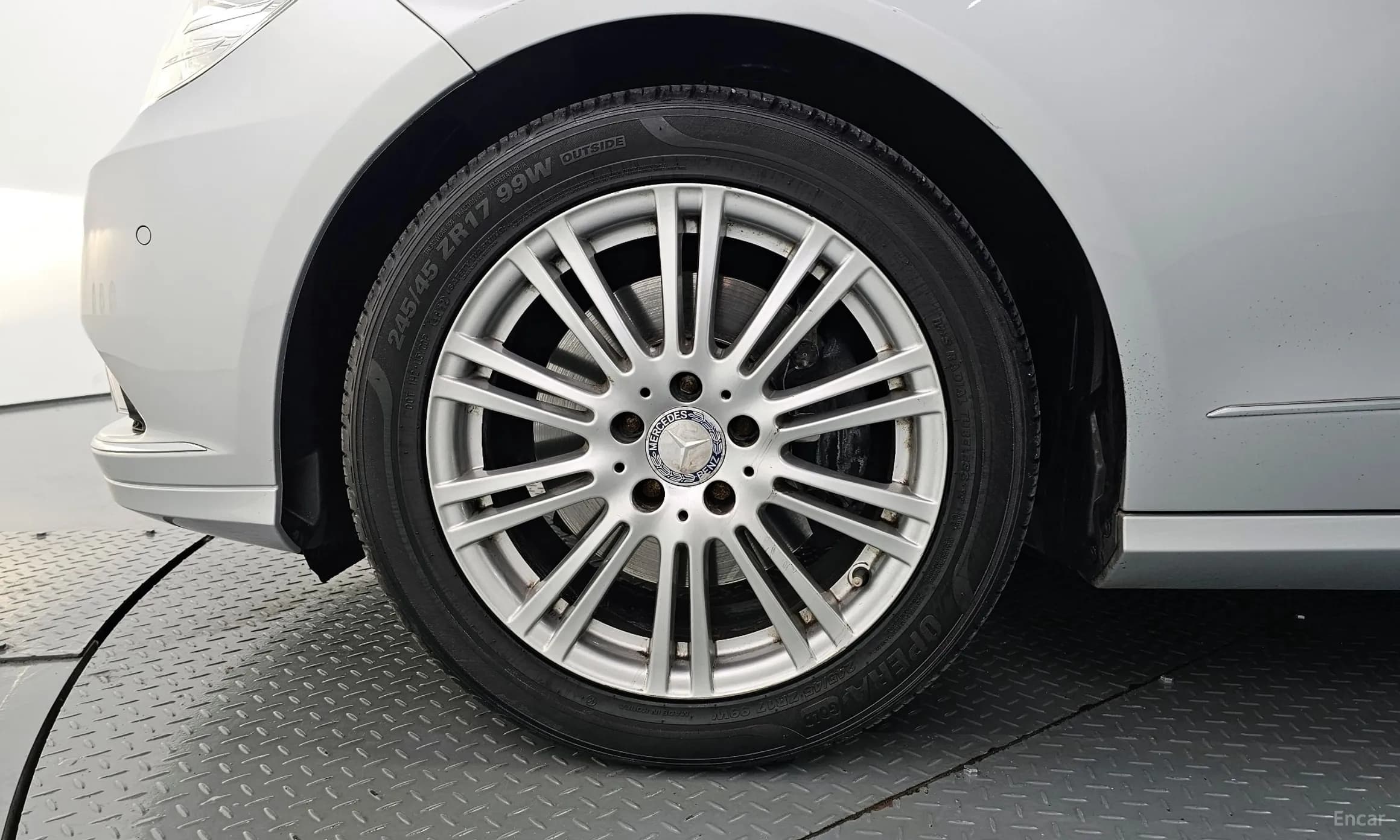 E-Class W212